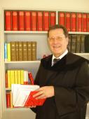 Dr. Mario Mandl